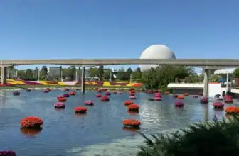 Epcot scenery which is walkable from Marriott Swan Reserve, Swan and Dolphin hotels using points