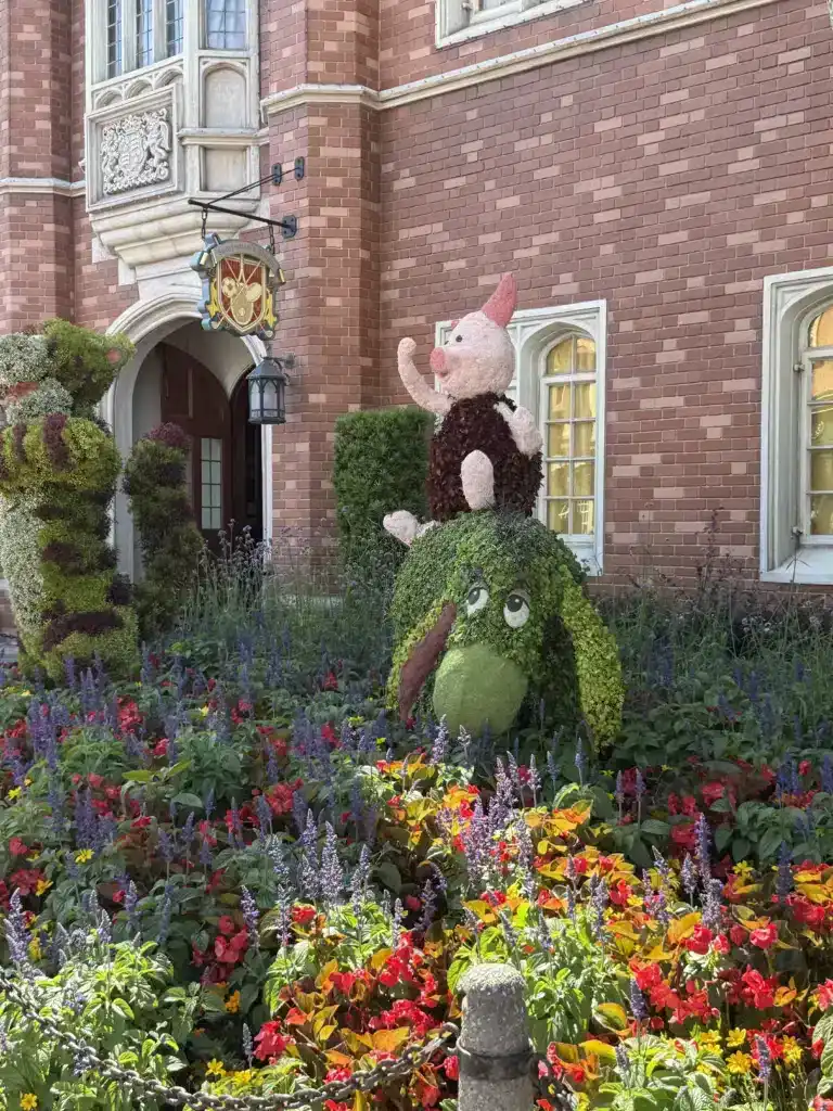 Eeyore and Piglet at Epcot 