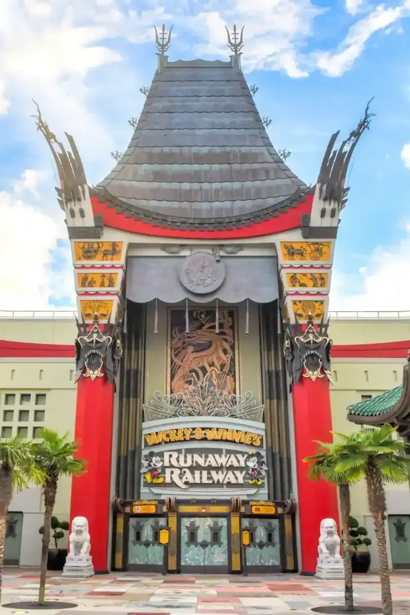 Chinese theatre, hollywood studios disney world featured